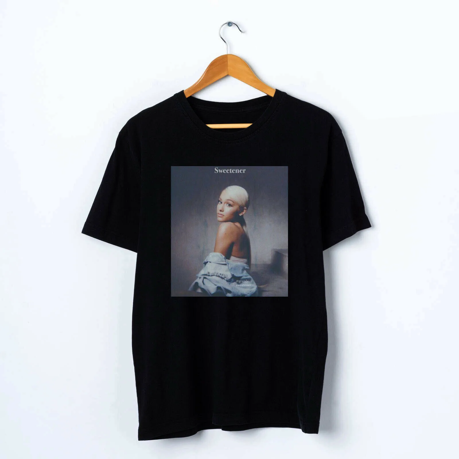 Ariana Grande Sweetener World Tour с датами, Мужская черная футболка, S-3XL, новинка, крутые топы, Мужская футболка с коротким рукавом