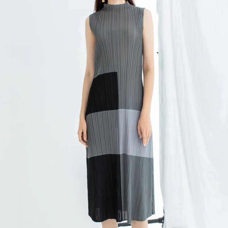 

LANMREM 2019 Summer And Autumn Vintage High Quality Casual Loose Large Size Plaid Color Matching Pleated Dress TC062