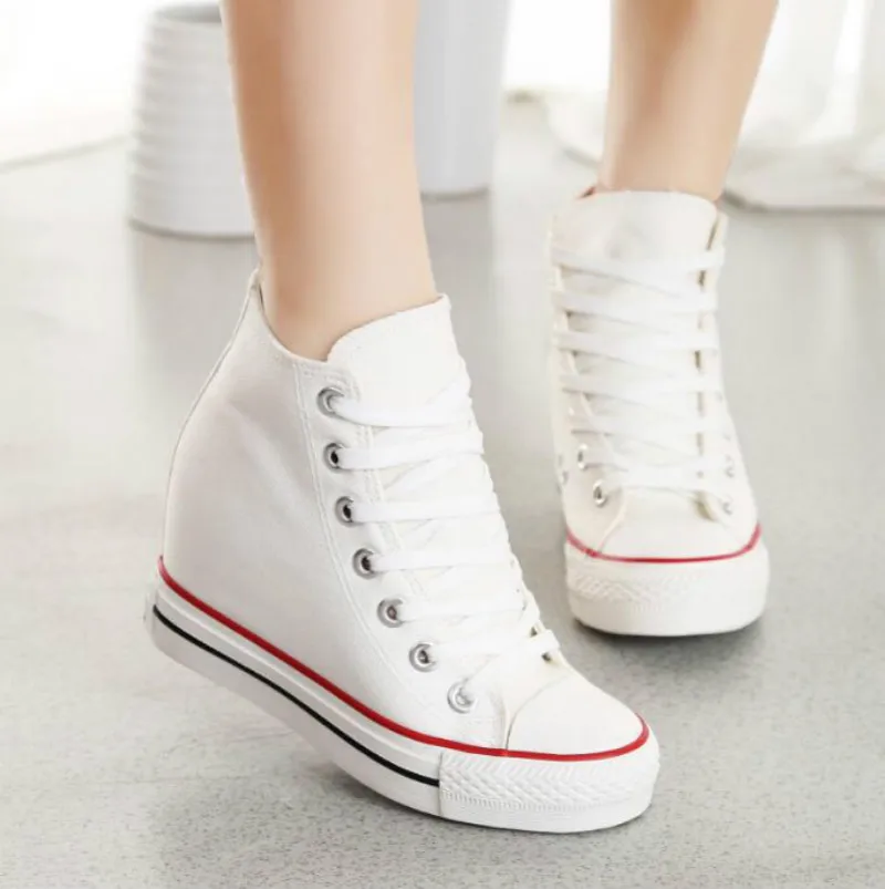 кроссовки женские модные. кроссовки женские. белые летние ботинки. белые кеды женские. Converse кеды на платформе женские.