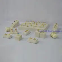 Бежевый бархат деревянный держатель для ювелирных изделий кольца чехол для шоу с лоток для браслетов и часов Подушка 17 шт