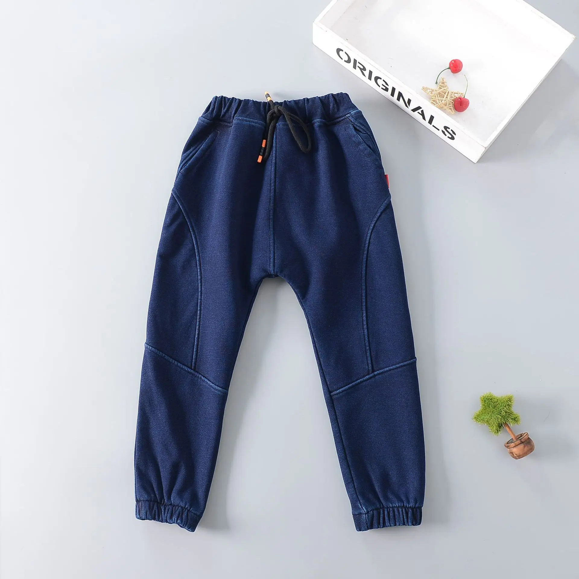 Детская одежда; коллекция года; зимние джинсы в Корейском стиле; брюки для мальчиков и девочек; повседневная одежда в ковбойском стиле; плотные вельветовые джинсы