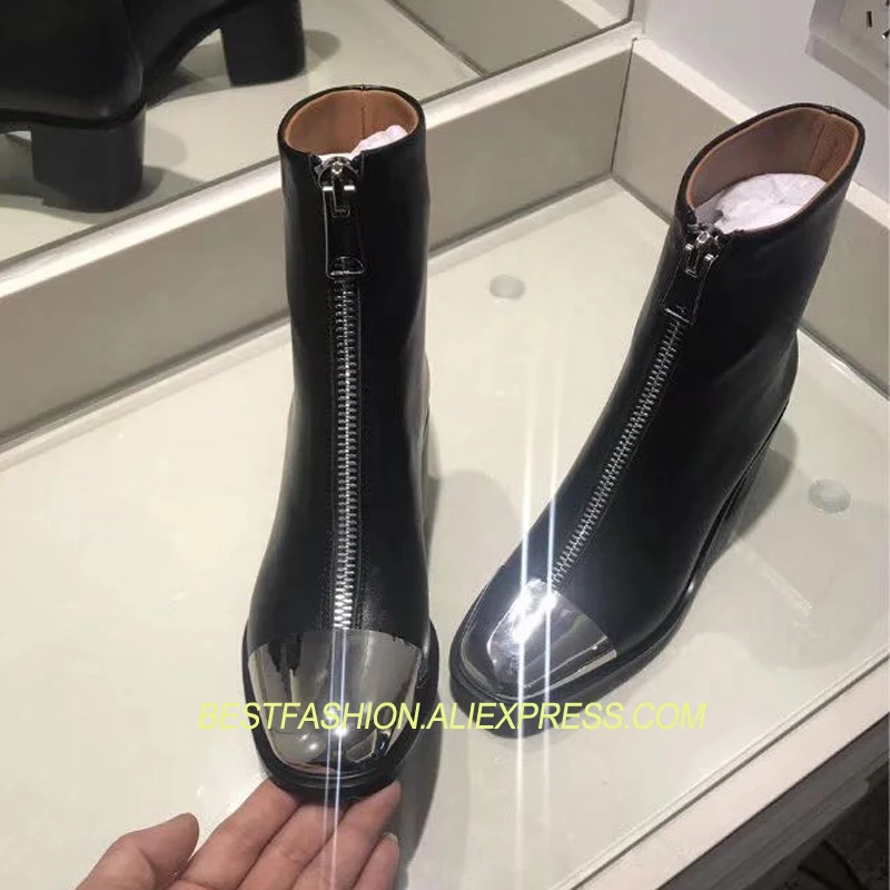 

Hot 2018 Shoes Woman Genuine Leather Ankle Boots Metal Square Toe Front Zip Casual Boots Design Woman Square Heels Mujer Boots