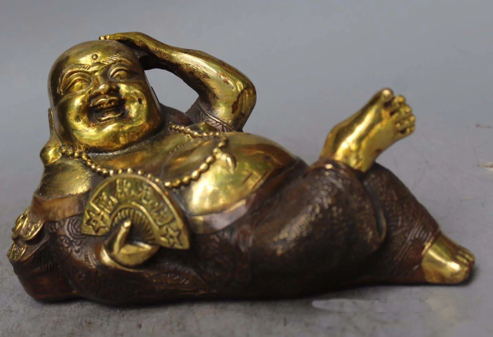 

Chinese Red copper gilt Fan Money Bag Happy Laugh Maitreya Buddha Statue