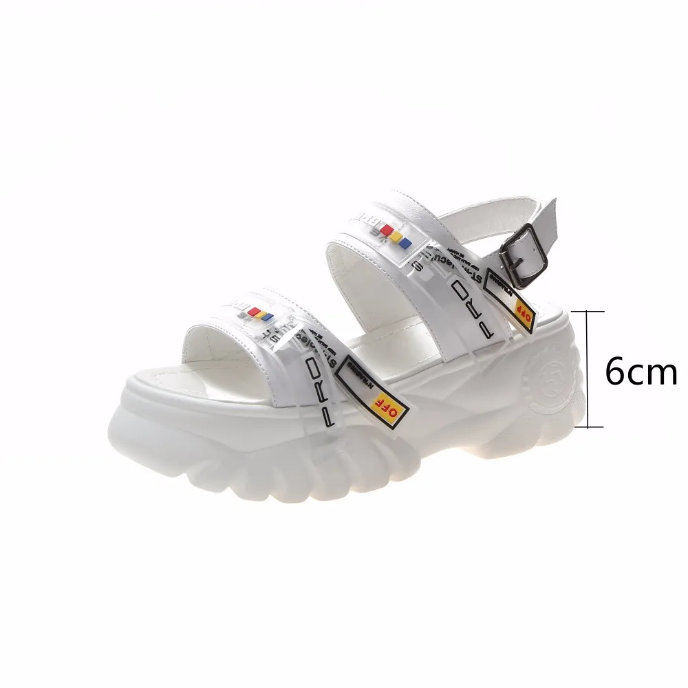 Chaussures femme; коллекция года; обувь на платформе; Цвет черный, белый; модные спортивные сандалии с пряжкой; летние женские босоножки на толстой подошве; sandalia feminina