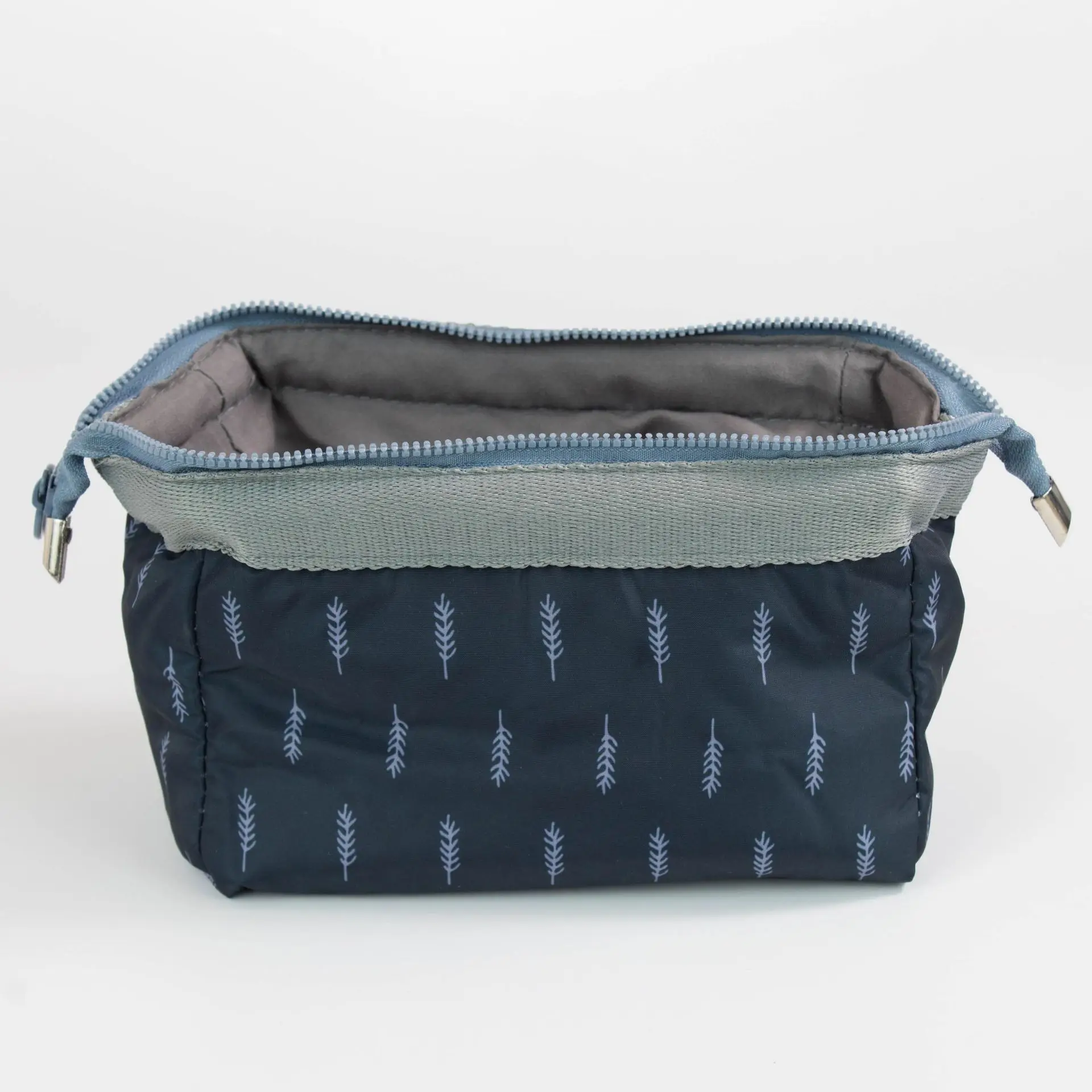 New Fashion Cosmetic Bag Women Waterproof Flamingo Makeup Bags Travel Organizer Toiletry Kits Portable Makeup Bags Beautician