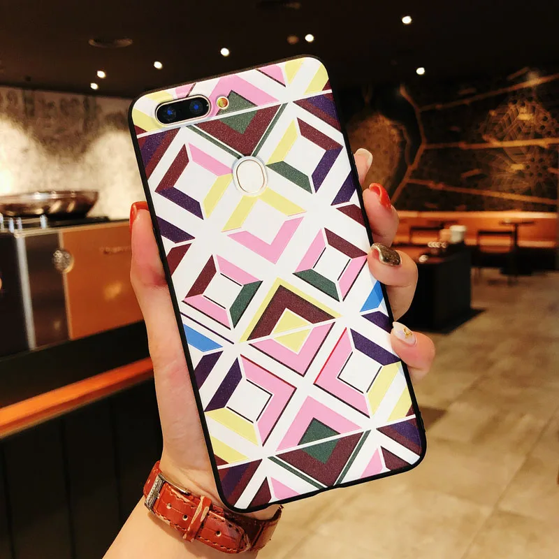KEFO Fashion 3D Relief Lattice Case For Iphone X 10 8Plus Soft TPU Back Cover For Iphone 5S SE 6 6S 6SPlus 7 8 Plus Coque Capa   (4)
