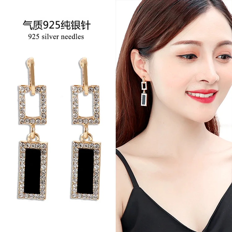 

2019 new temperament exaggerated atmospheric geometric metal alloy long earrings female personality square tassel earrings
