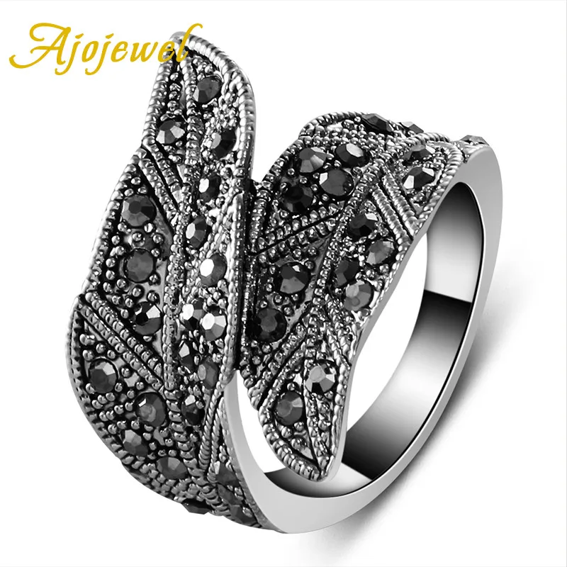 

Ajojewel Retro Style Leaf Rings For Women Black Rhinestone Vintage Ring Band