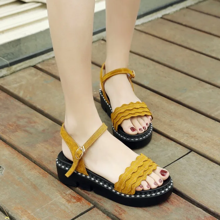 latest flat sandals design