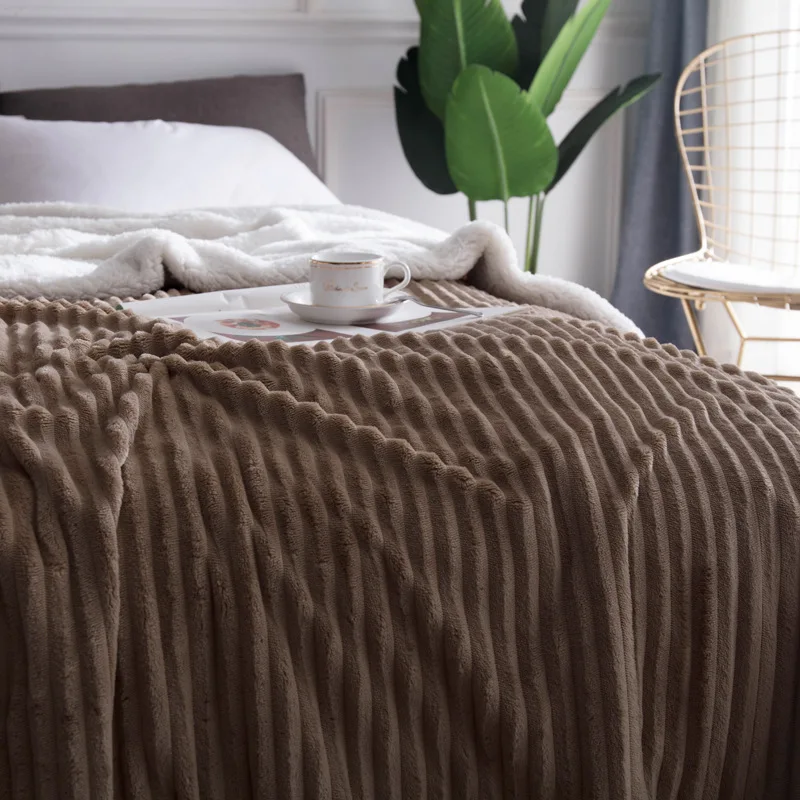 

soft plush blanket Double thick Winter Wedding plaid blanket throw on the bed 150*200cm Bedspreads free shipping