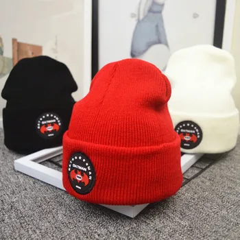 

2017 boys girls soft cap cotton hats caps winter hats for kids hot Children's simple knit hat Batman children's wool hat 1 to 5Y