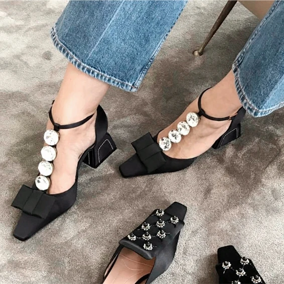 En Forme Début De Carrée Arc T Strass Dans 18 sangle Avec 1 Simples Nouveau Sandales Printemps Boucle T Tête Creux Du Femelle Au Rugueux Chaussures Le aFTT5qZ