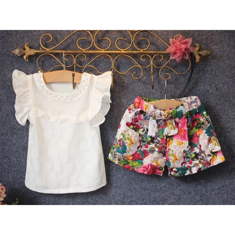 3446611084_1783080896