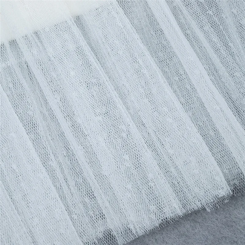 1653538473