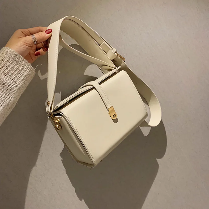 

Women's Fashion Small Square Bags High Quality PU Leather Clutch Brand Designer Shoulder Messenger Bags Wallet Pure Color Bolsos