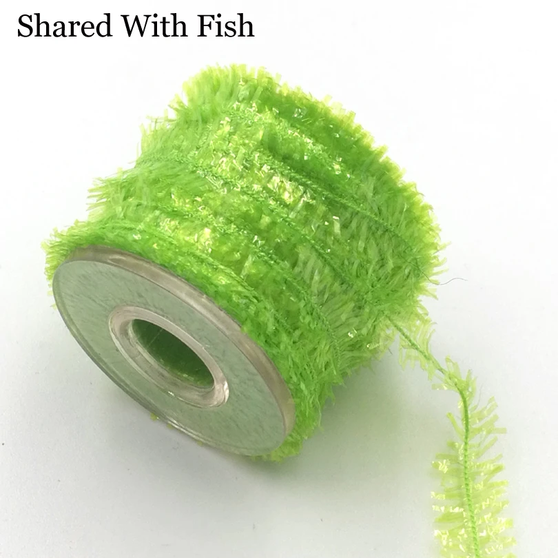 

Shared With Fish 1Pcs Fly Tying Material Genuine Rabbit Fur Strip for Fly Tying Material Zonker Streamers / Hare Dubbing Fiber