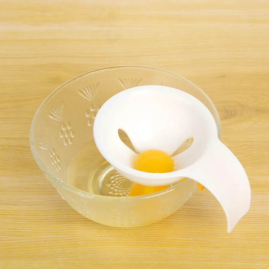 2017 Creative Kitchen Baking Tool Egg Yolk White Separator With