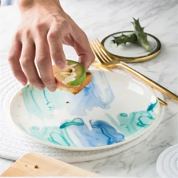 

Dinner Plate Christmas Dish Food Tray Platos Landscape Pattern Tray Dessert Plate Colorful Round Container Vajilla Ceramica 1pcs