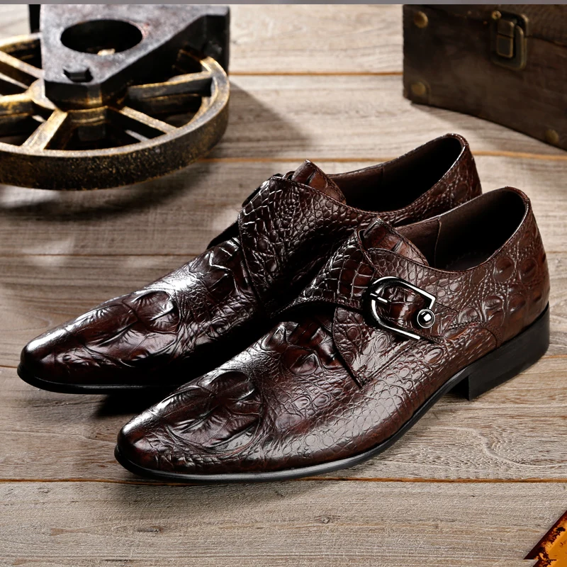 

2018 New Men's Genuine Leather Shoes Crocodile Pattern Real Leather Shoes Retro Men's Dress Business Shoes Fashion Casual Shoes