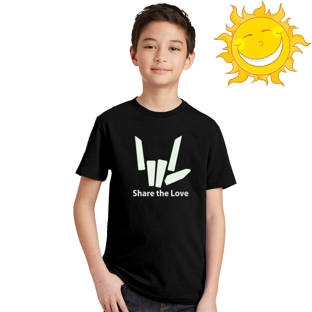 Новинка года; модная детская футболка с надписью «Share The Love», «светится в темноте»; футболка с короткими рукавами и круглым вырезом для мальчиков; Модный уличный стиль для девочек