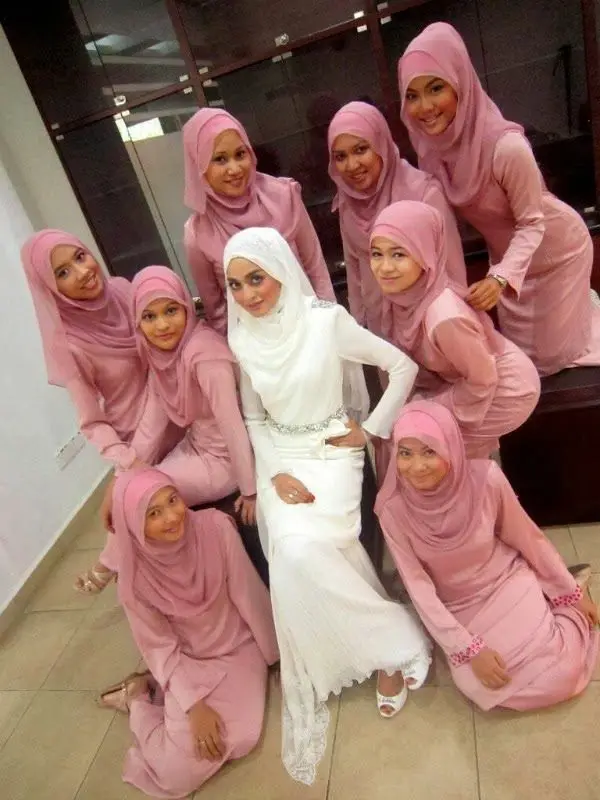 White Sheath Hijab Bride Beaded Long Sleeve Muslim wedding ...