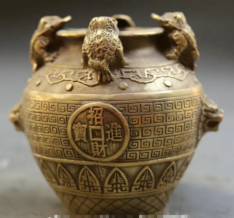 

4.1"Chinese Bronze Gild Wealth Golden Toad Spittor Money Coin Jar Jug Pot Kettle