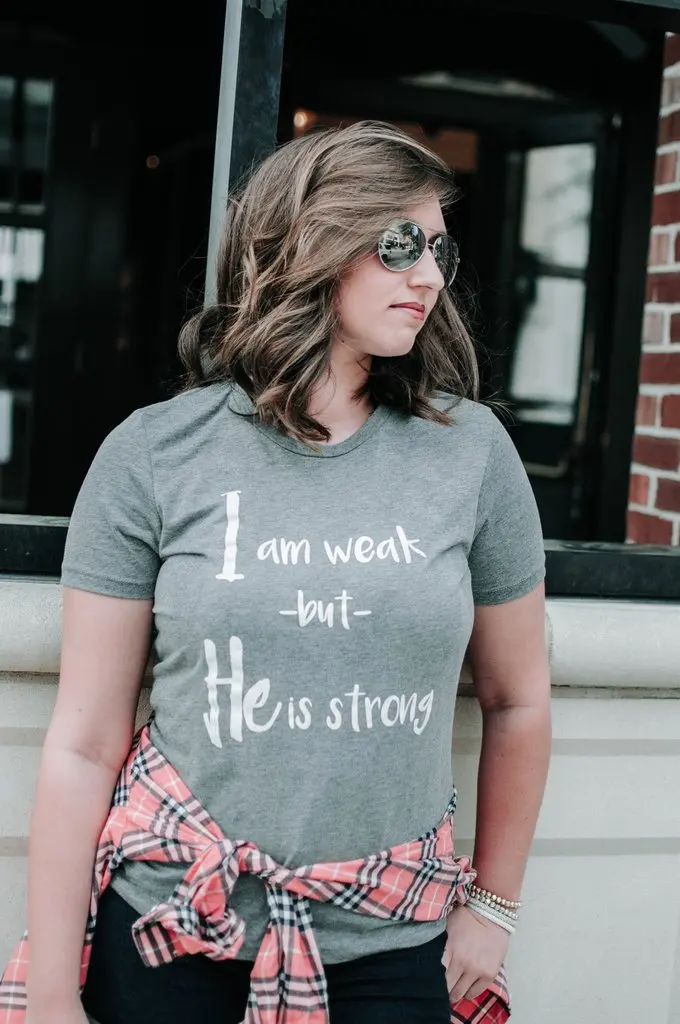 I Am Weak But He Is Strong t-shirt women fashion Christian slogan tees cotton grunge girl party gift tops tumblr unisex t shirt | Женская