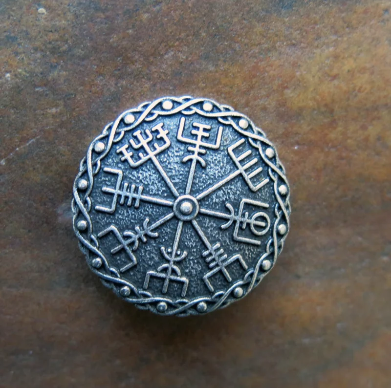 

2019 Hot New cosplay Creative new retro Viking alloy pin brooch sweater brooch