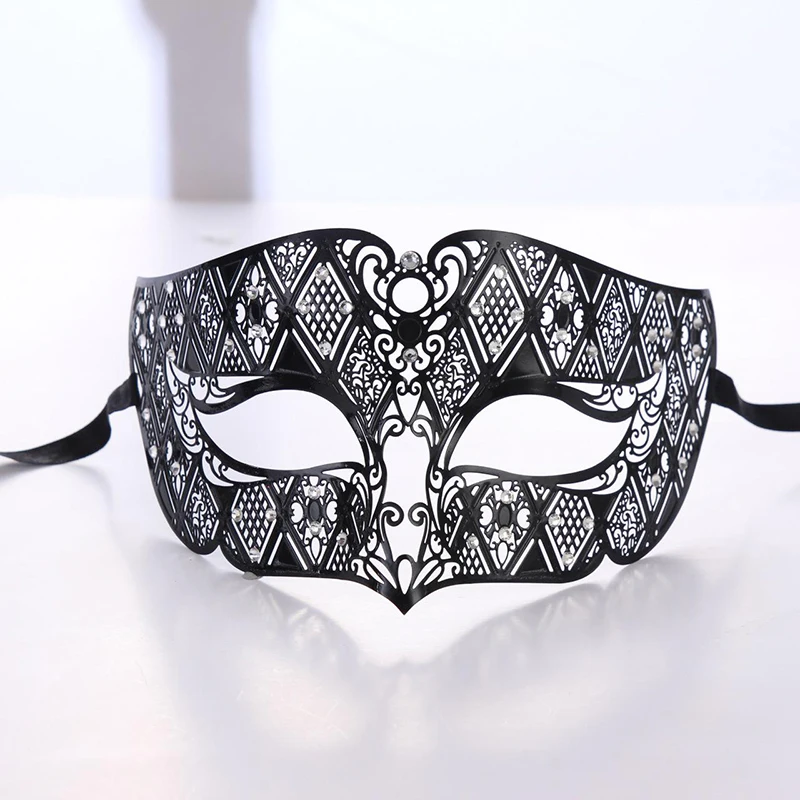 Fashion Venice Metal Hollow Out Mask Mystery Women and Men Black Eye