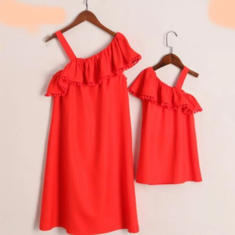 

Fashion Mother Daughter Summer One Shoulder Ruffle Sleeveless Fit And Flare Summer Holiday Family Matching Dress Outfits New