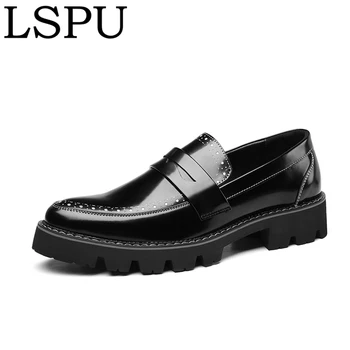 

New Arrival Fashion Men Dress Shoes Breathable Hard-wearing Casual Men Leather Shoes Summer Comfortable Flats For Men Size 38-44