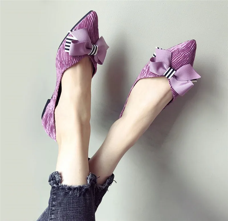 MVVJKE/ г.; модная женская обувь; женская обувь на плоской подошве; Высококачественная шелковая обувь без застежки; женские туфли-лодочки с острым носком и бантом