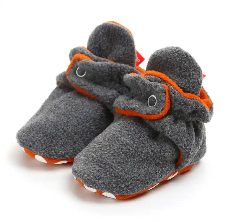 HONGTEYA Cartoon Animal Baby Boots with Fur Warm Winter Crib Shoes for Boys//Girls//Newborn