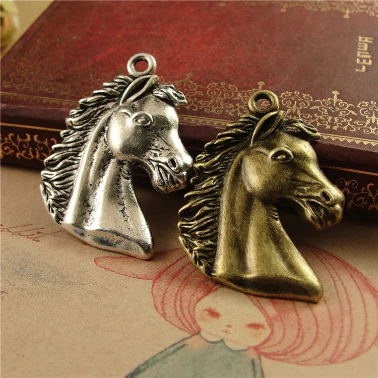 Antique Bronze Beautiful Horse Head Charms Alloy Animal DIY Jewelry