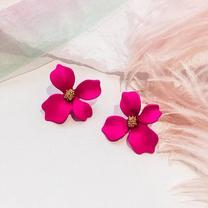 LUSION 2018 New Arrival Plant Resin Women Hyperbole Stud Earrings Small Fresh Earrings With Color Flowers Fashion Women Jewelry - Image 4
