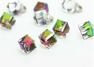 

Free shipping 30pcs/lot colorful glass rhinestone Buttons shirt button High-grade buttons Mink button diagonal 8mm 10mm