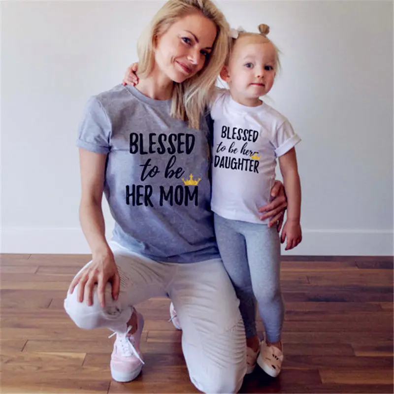 mother and daughter matching tops