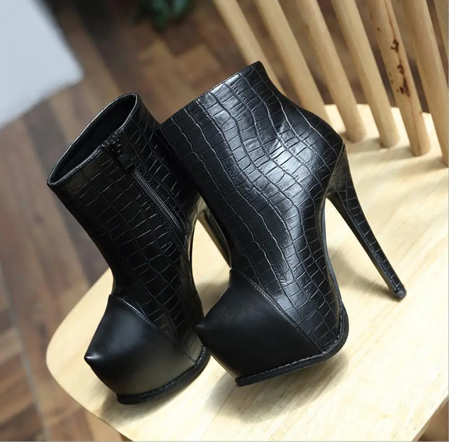 

2018 autumn and winter new European and American fashion high heel boots waterproof platform stone pattern stiletto Martin women
