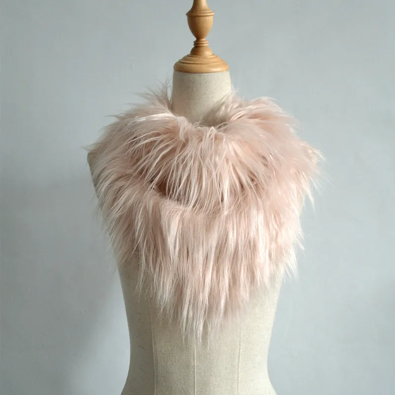 fur collar (28)