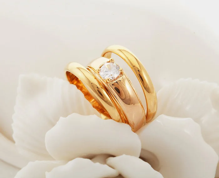 Wedding Ring Set For Men And Women Couple Gift Gold Color Jewelry Cubic Zirconia His And Hers Promise Ring Sets R105