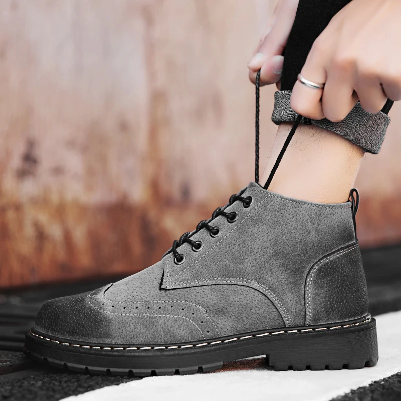 

YRRFUOT Fashion Men's Boots Outdoor High Quality Lace-up Martin Boots 2018 Autumn New Walking Shoes Popular Hard-Wearing Zapatos