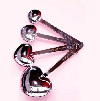 

Free shipping Delicate 150sets =600pcs/lot Heart Shaped Measuring Spoons set Wedding Favors LOVE New 4pcs/set for each gift box