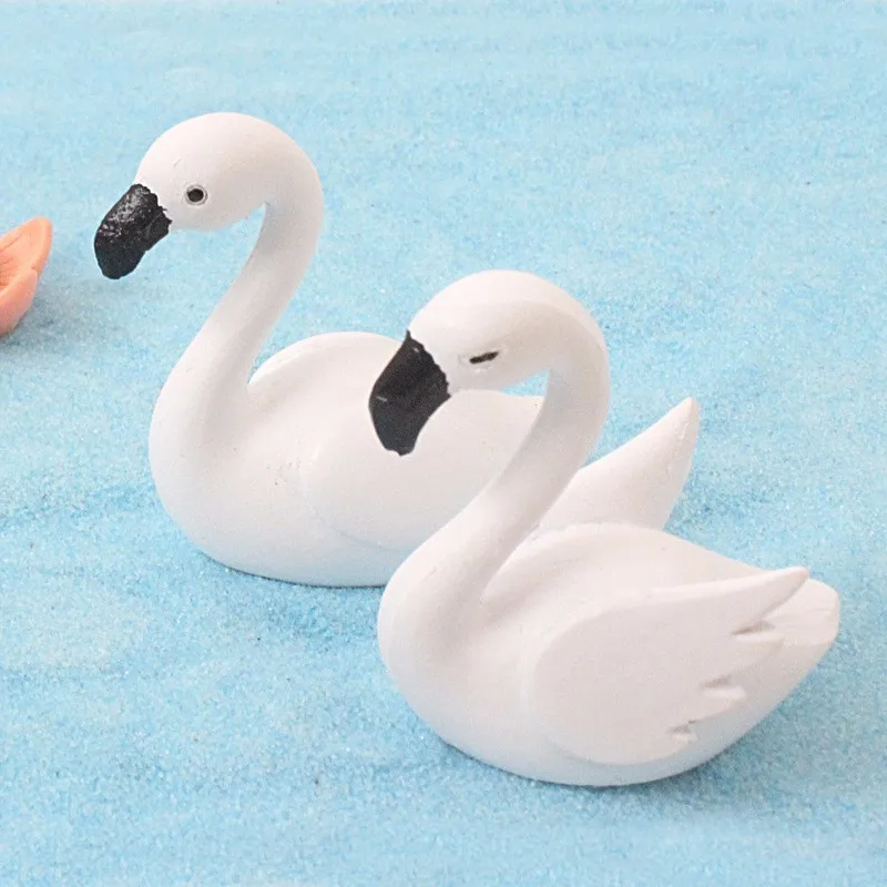 

White Swan Lovers Animal Model Figurine Toy Ornament Craft Bonsai Decor Miniature Home Fairy Garden Decoration DIY Accessories