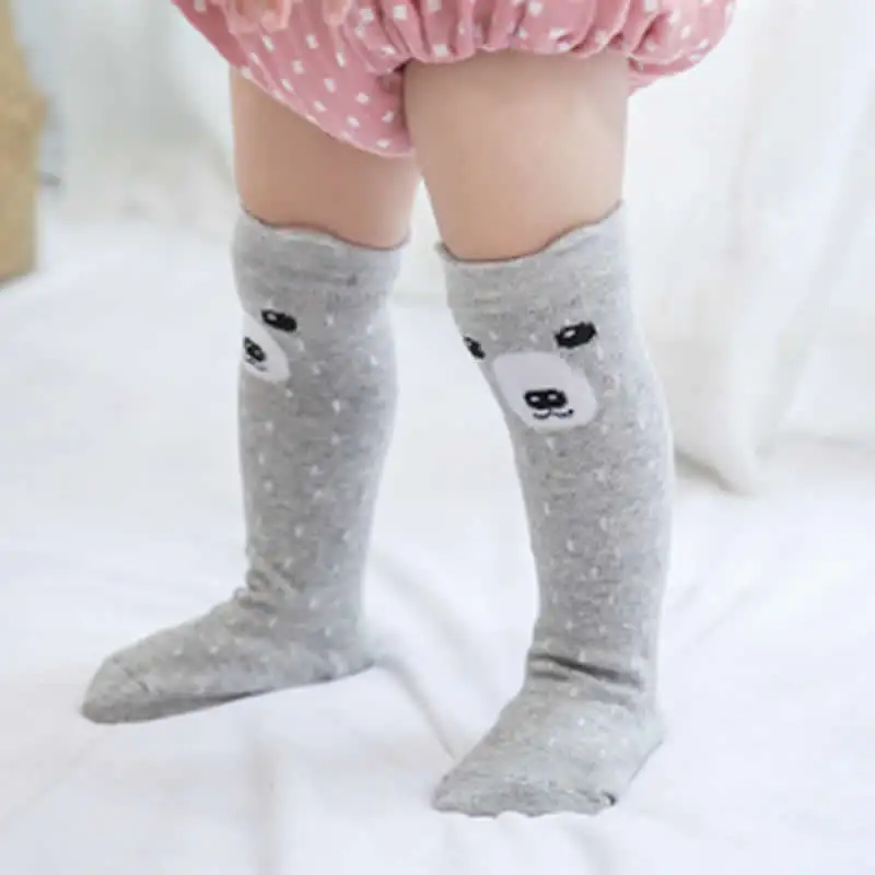 Gray bear Детские хлопковые носки с героями мультфильмов нескользящие носки-тапочки для малышей теплые гольфы до колена для маленьких девочек Гольфы с животным принтом - Цвет: Gray bear