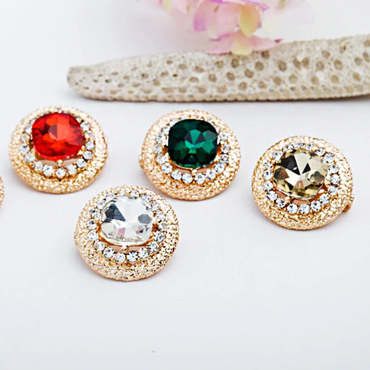 Новые модные однотонные Брошь Pin элегантный шарф Мода Стиль женщин сплав Rhinestone Магнитная брошь кристалл аксессуары