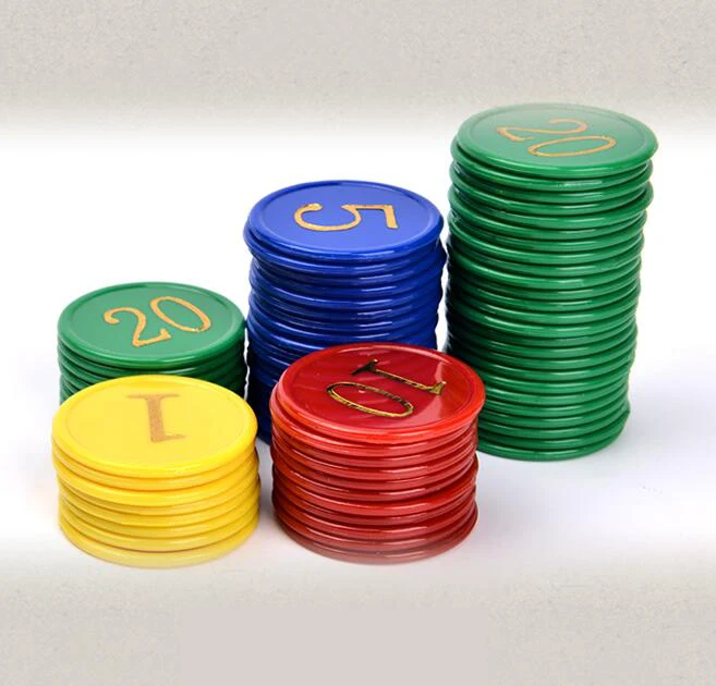 160 шт. Пластик фишку с 4 золотой большие числа печати для игр маркеры Пластик монеты четыре Цвет 160 шт. чипы