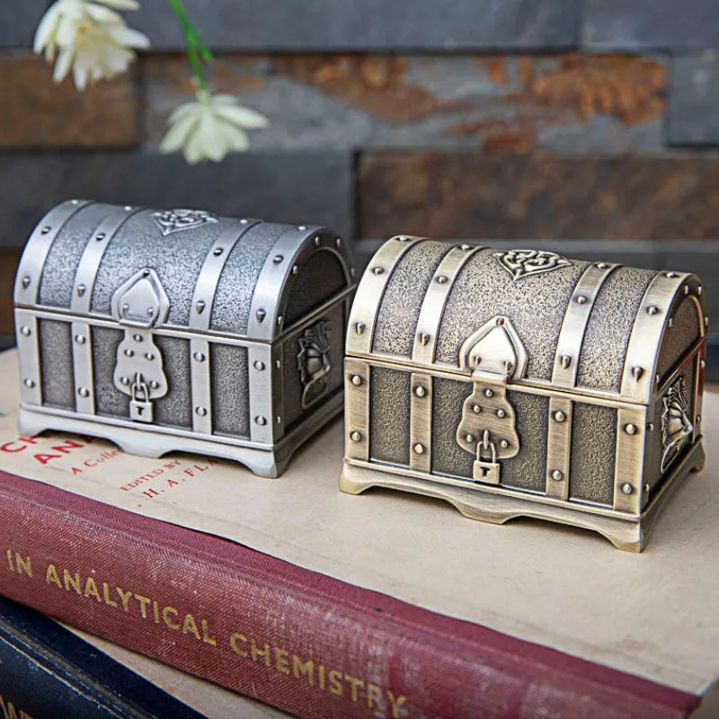 

Mini Zinc Alloy Antique Pirate Treasure Chest Jewelry Box Creative Jewelry Ring Earrings Necklace Retro Metal Storage Box