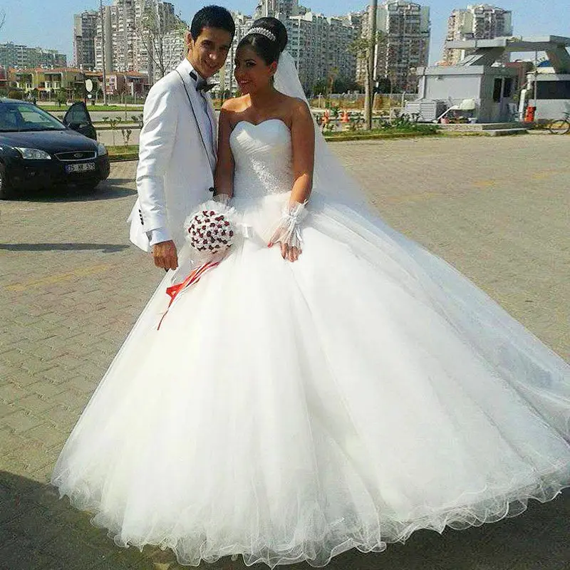 

Ball Gown Sweetheart New white ivory Wedding Dress Bridal Gown custom 2020 vestidos de novia