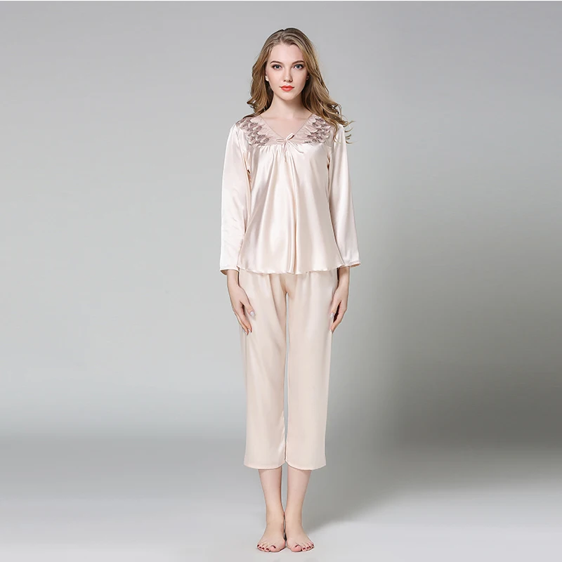 

Cute Women Pajamas Sleepwear Two-piece Suit Pijama Feminino Silk Satin Home Wear Nightdress Tops Pants Sexy Pyjamas Plus Size