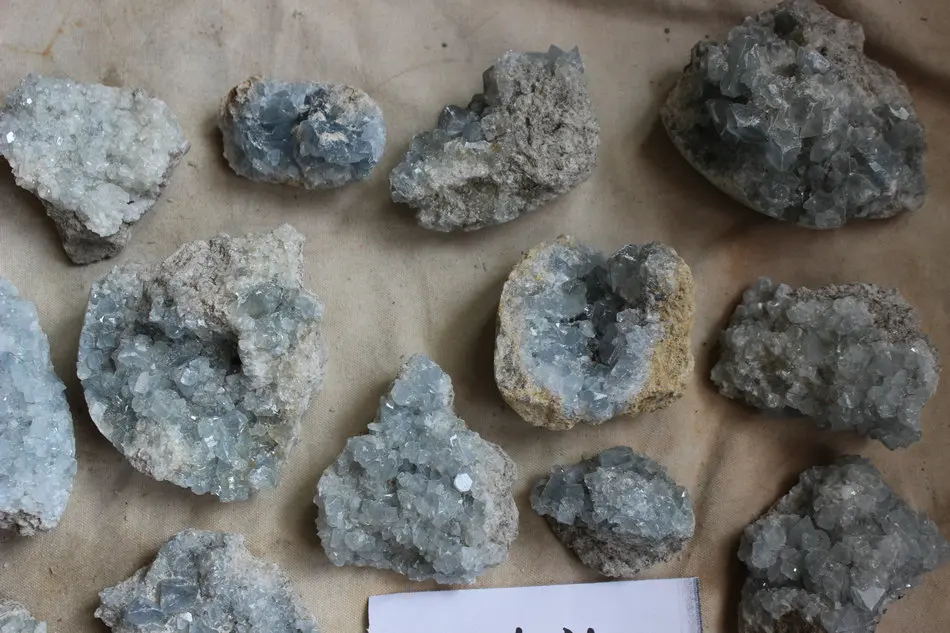 

Natural Raw Baby Blue Celestite Quartz Crystal Geode Cluster Points ,Small Pieces ,Rough Stone Wholesales Price , Free Shipping
